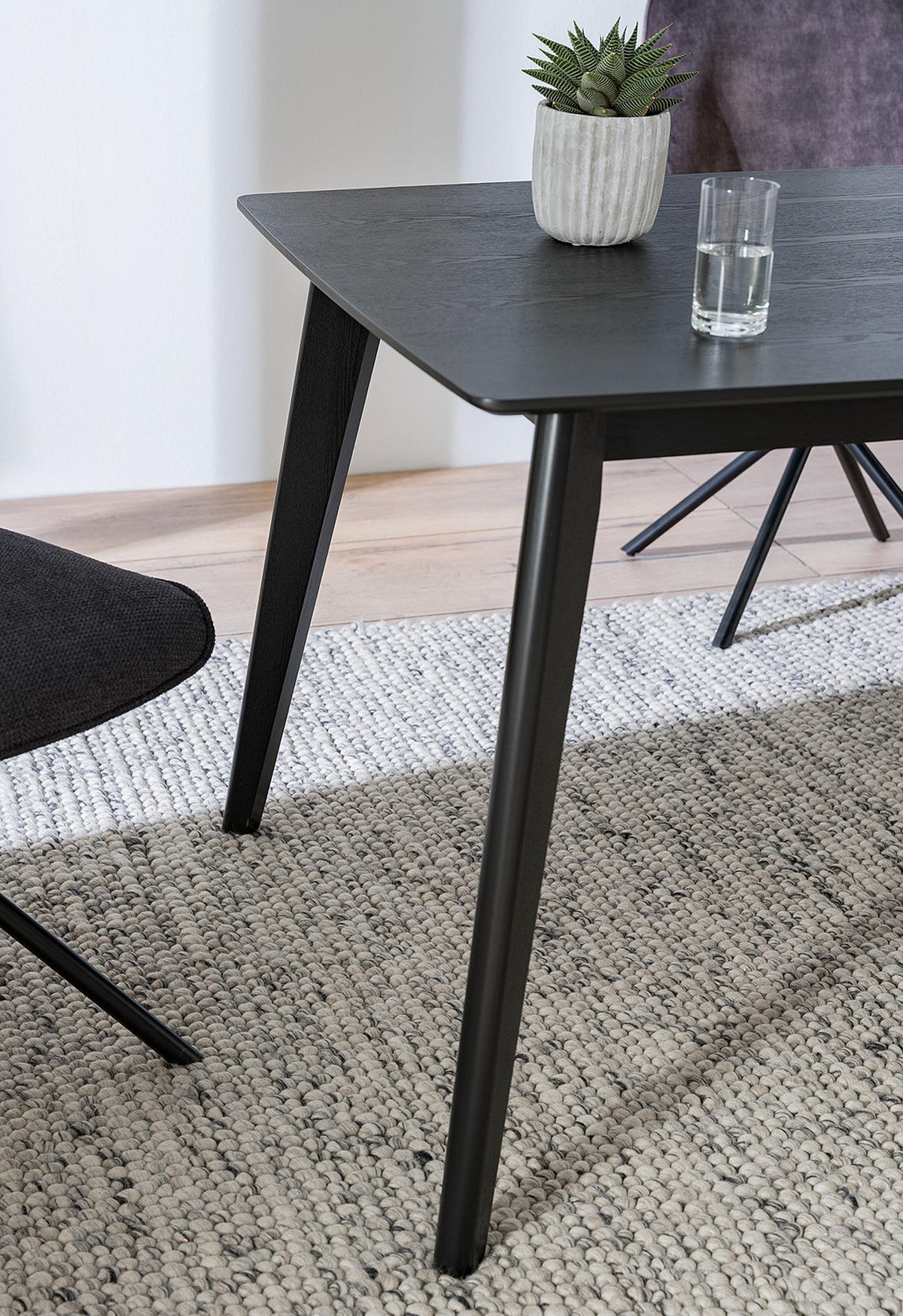 ESSTISCH - Esche teilmassiv - Esche Schwarz - Schwarz, Holz/Holzwerkstoff (80/140/75cm) - home24