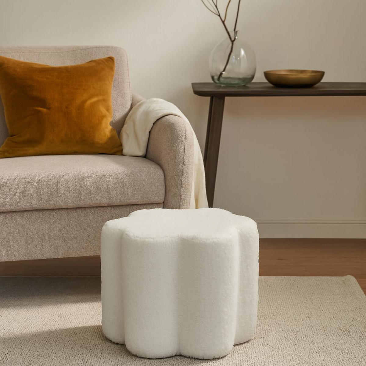 POUF Blume Bouclé Yore 34/34/29 cm - Weiß, Textil (34/29/34cm) - Home Styling Collection