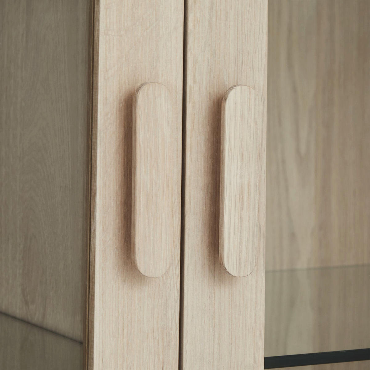 VITRINE Eiche massiv - Eichefarben, Holz/Holzwerkstoff (110/187/40cm) - Furnhouse