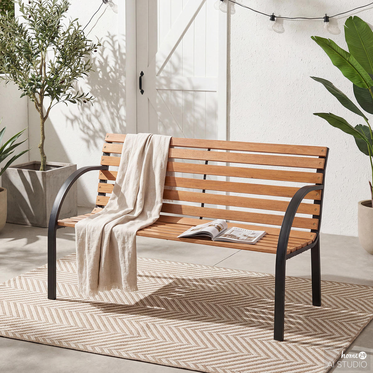 GARTENBANK - Massivholz - Schwarz/Braun, Holz/Metall (122/80/63cm) - home24