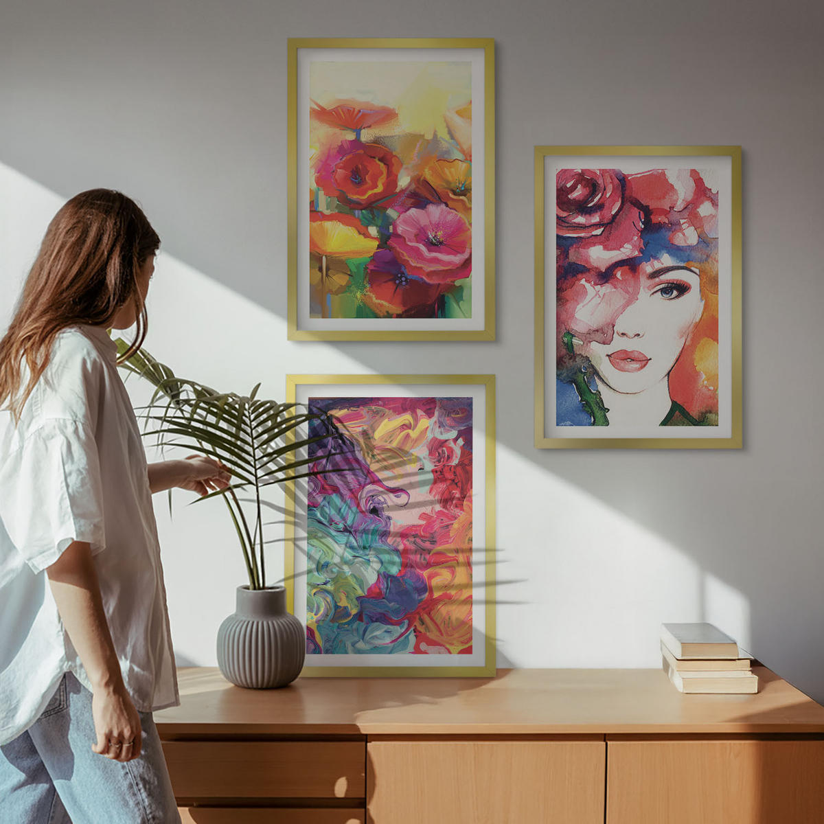 BILDER SET 3er Set - 40x60 cm Goldrahmen - Intensives Blumenporträt einer Frau - Goldfarben, Kunststoff (40/60cm) - TULUP