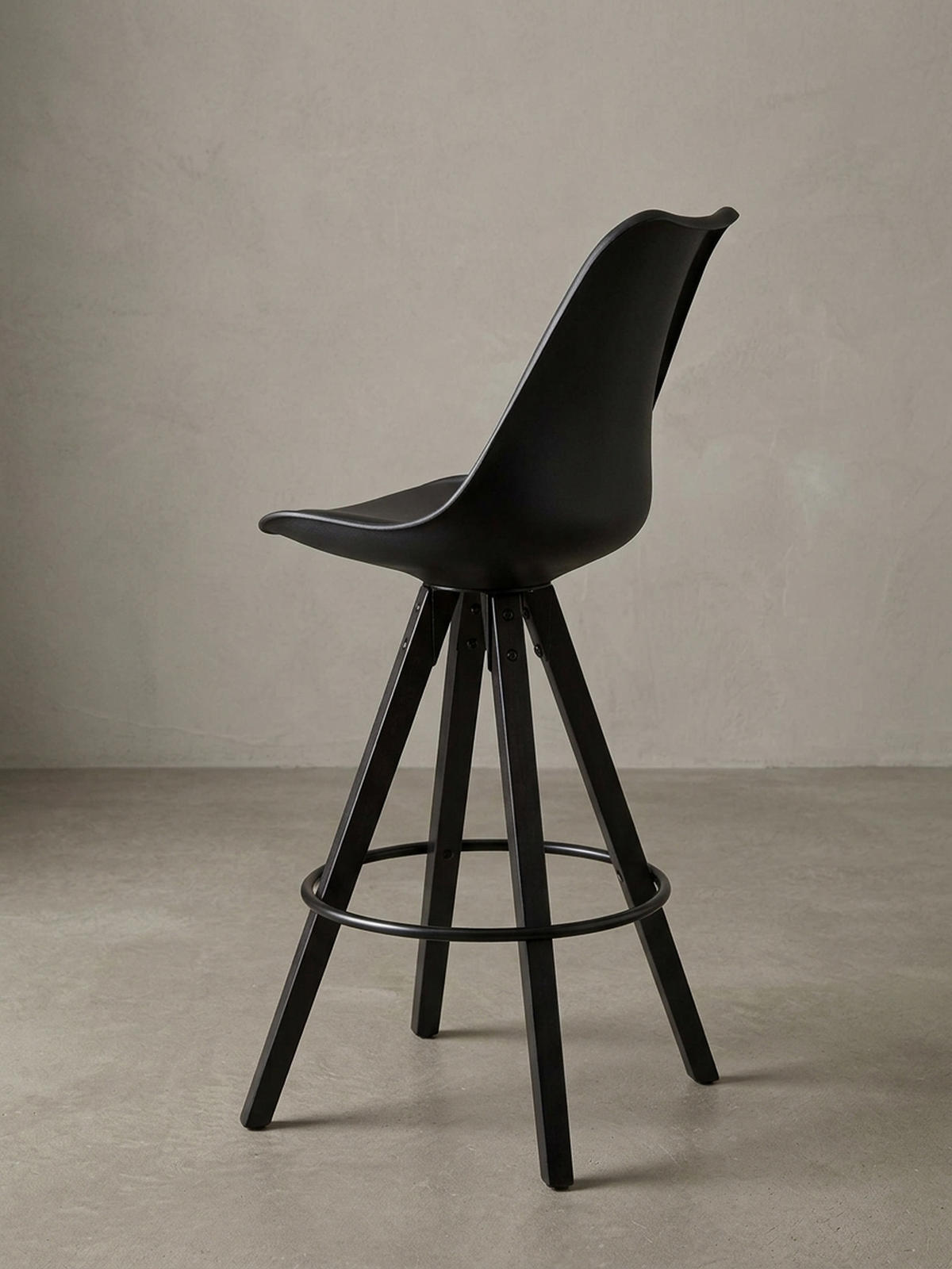 BARHOCKER – Skandinavisch, Kunstleder, Rückenlehne, X-Beine mit Metallring - Schwarz, Holz/Kunststoff (49/113/53cm) - KADIMA DESIGN