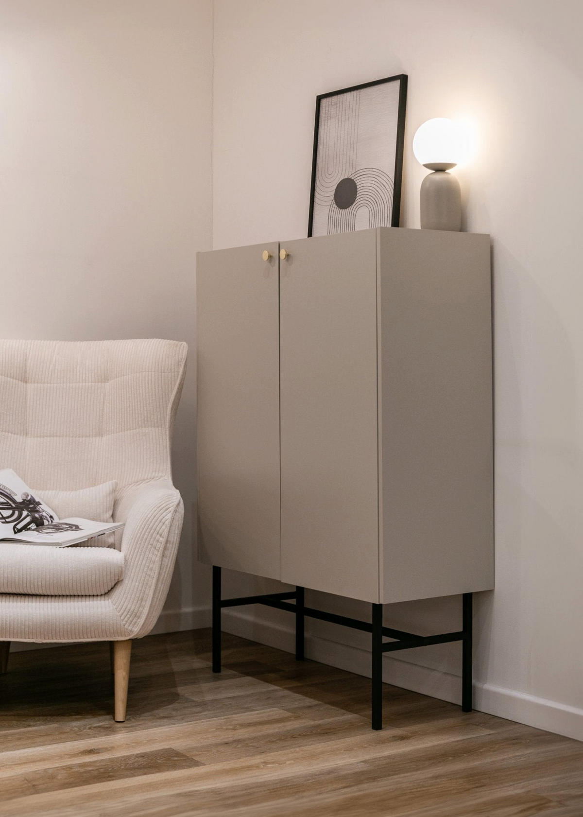 HIGHBOARD Divenos Greige 93 cm - Taupe/Goldfarben, Holzwerkstoff/Metall (93.2/131.7/39cm) - Selsey