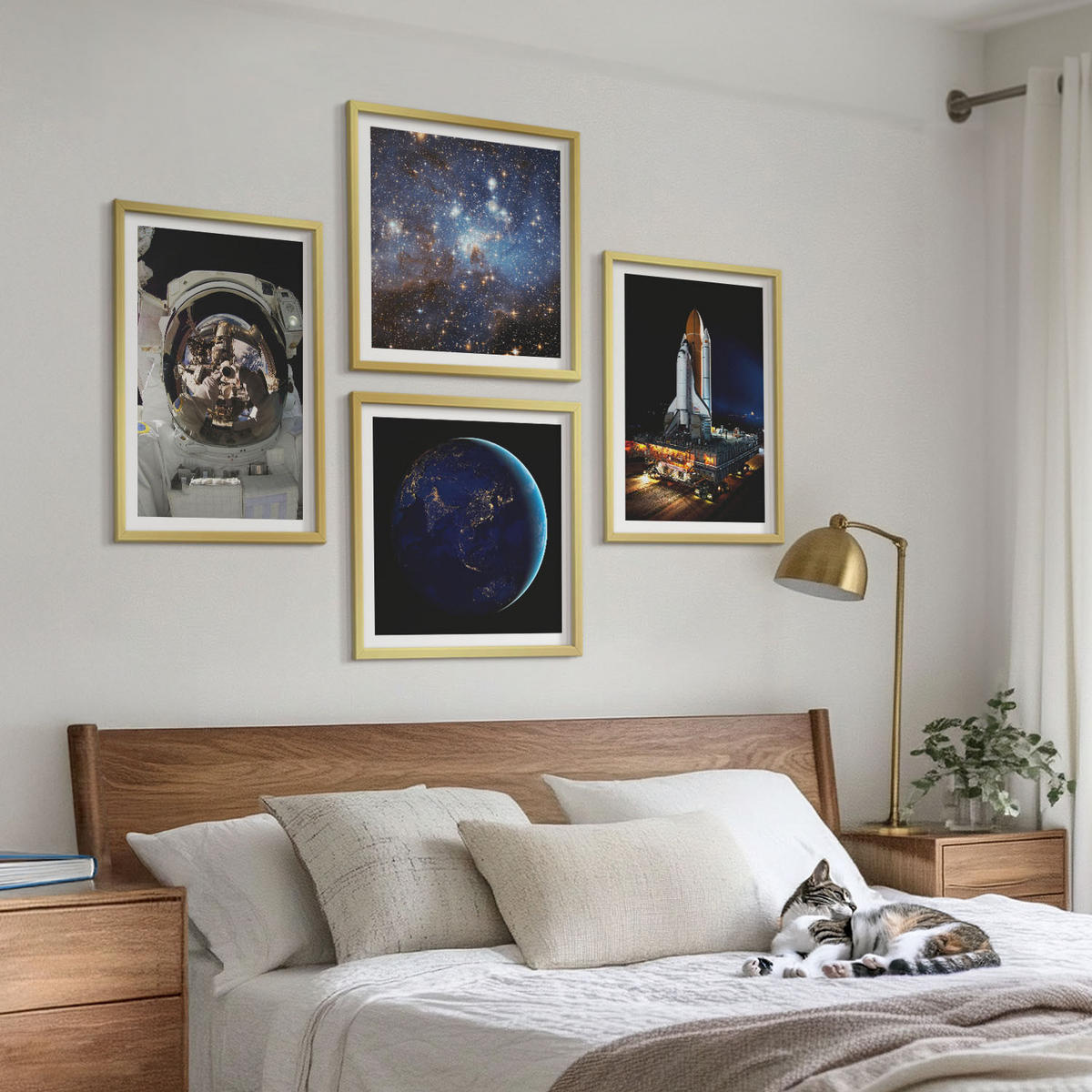 WANDBILDER 4er Set - 50x50 cm & 40x60 cm Goldrahmen - Weltraum Erde Astronaut Rakete - Goldfarben, Kunststoff (50/50cm) - ArtPrintCave