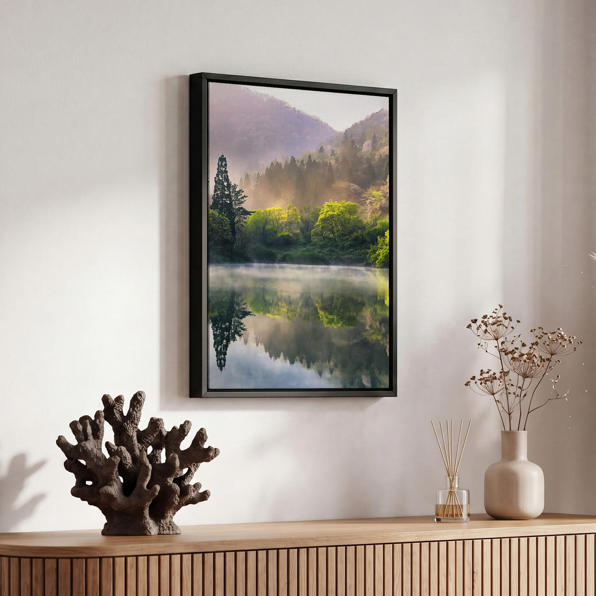LEINWAND Bilder mit Rahmen - Natur - Bäume - Berge - See - Wasser - 20x30 - Hellgrün, Textil (20/30cm) - MuchoWow