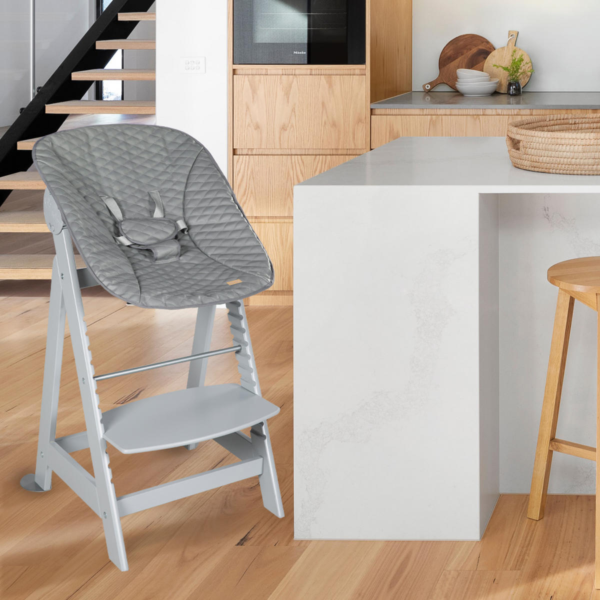 BABYHOCHSTUHL Born Up Luxe mit Neugeborenenaufsatz Taupe - Taupe, Holzwerkstoff/Textil (46/94/66.5cm) - Roba