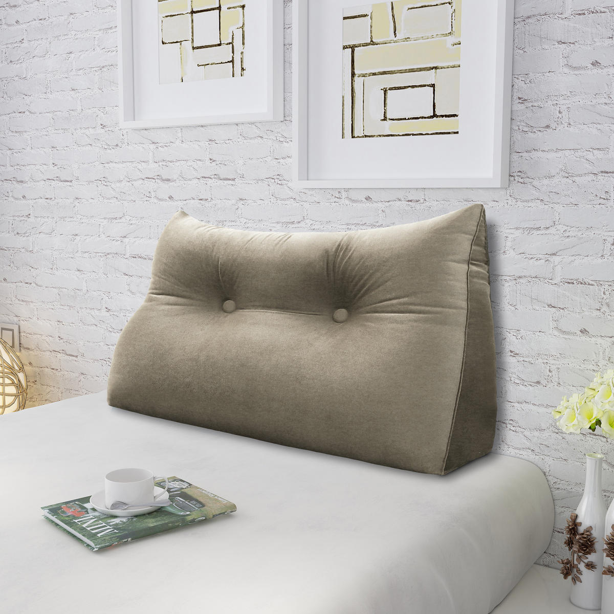 KEILKISSEN für Bett Samt Beige 80 cm - Beige, Textil (50/80cm) - Vercart