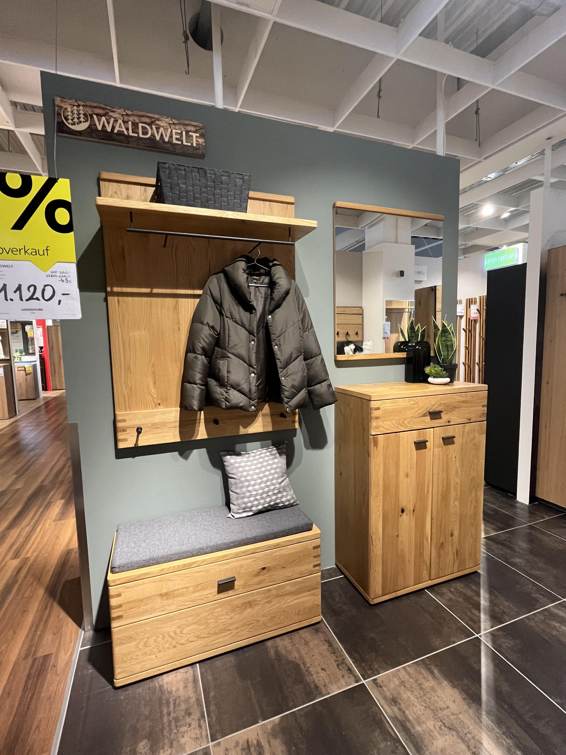 GARDEROBE LOPEZ - Waldwelt