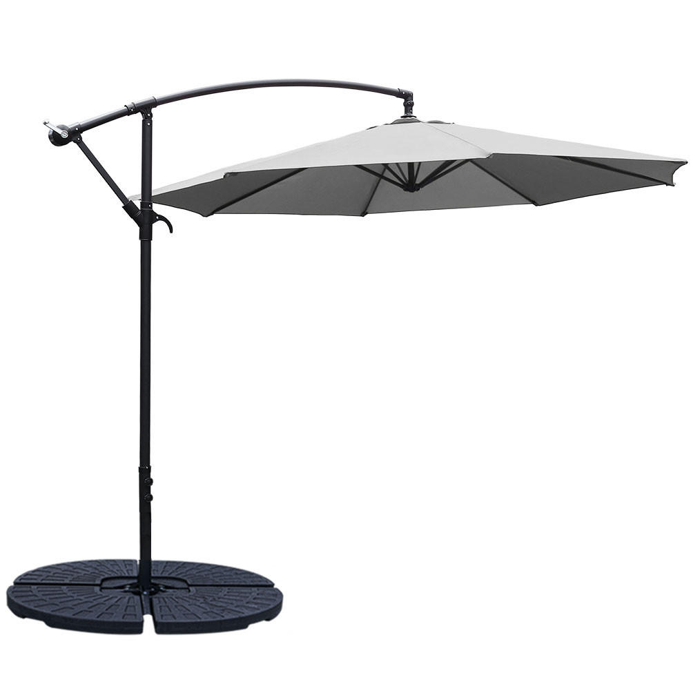 AMPELSCHIRM aus Polyester Metall in Hellgrau mit befüllbarer Kunststoff-Sockel und Kreuzständer drehbar 360° neigbar 60° 3 x 2.6m - Grau, Metall (300/240cm) - Livingandhome