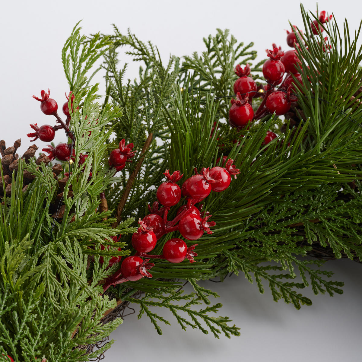 WEIHNACHTSKRANZ LED Holger, 65x65x17 cm - Grün, Kunststoff (65/17/65cm) - home&you