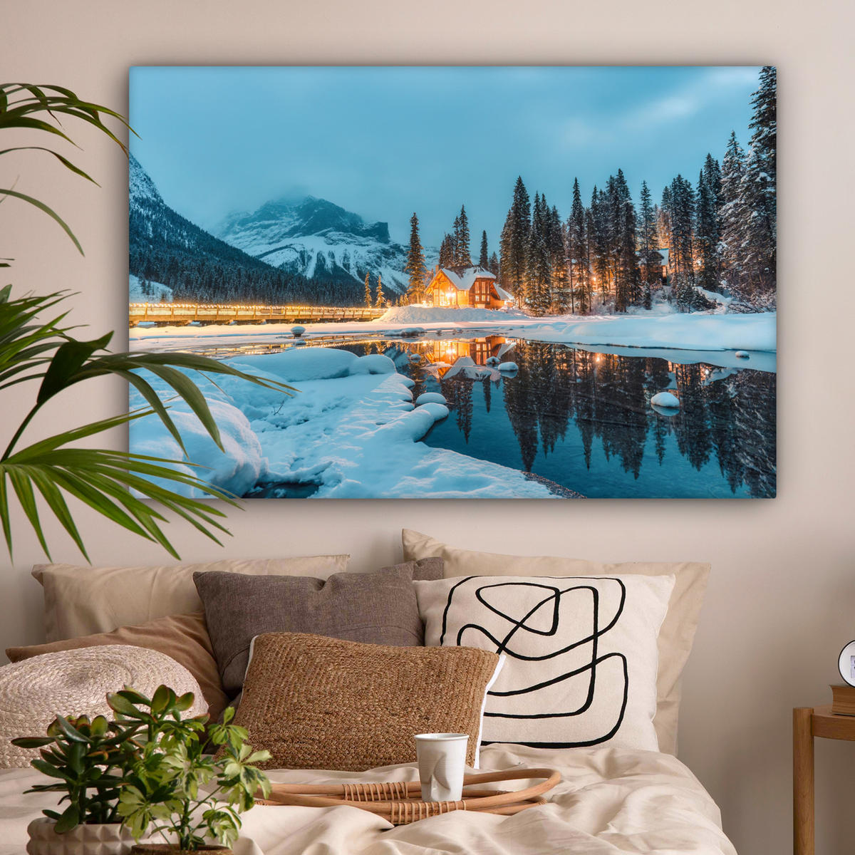 LEINWANDBILD Winterlandschaft - Natur - Haus - Berge - Schnee XXL 150x100 cm - Hellblau, Textil (150/100cm) - MuchoWow