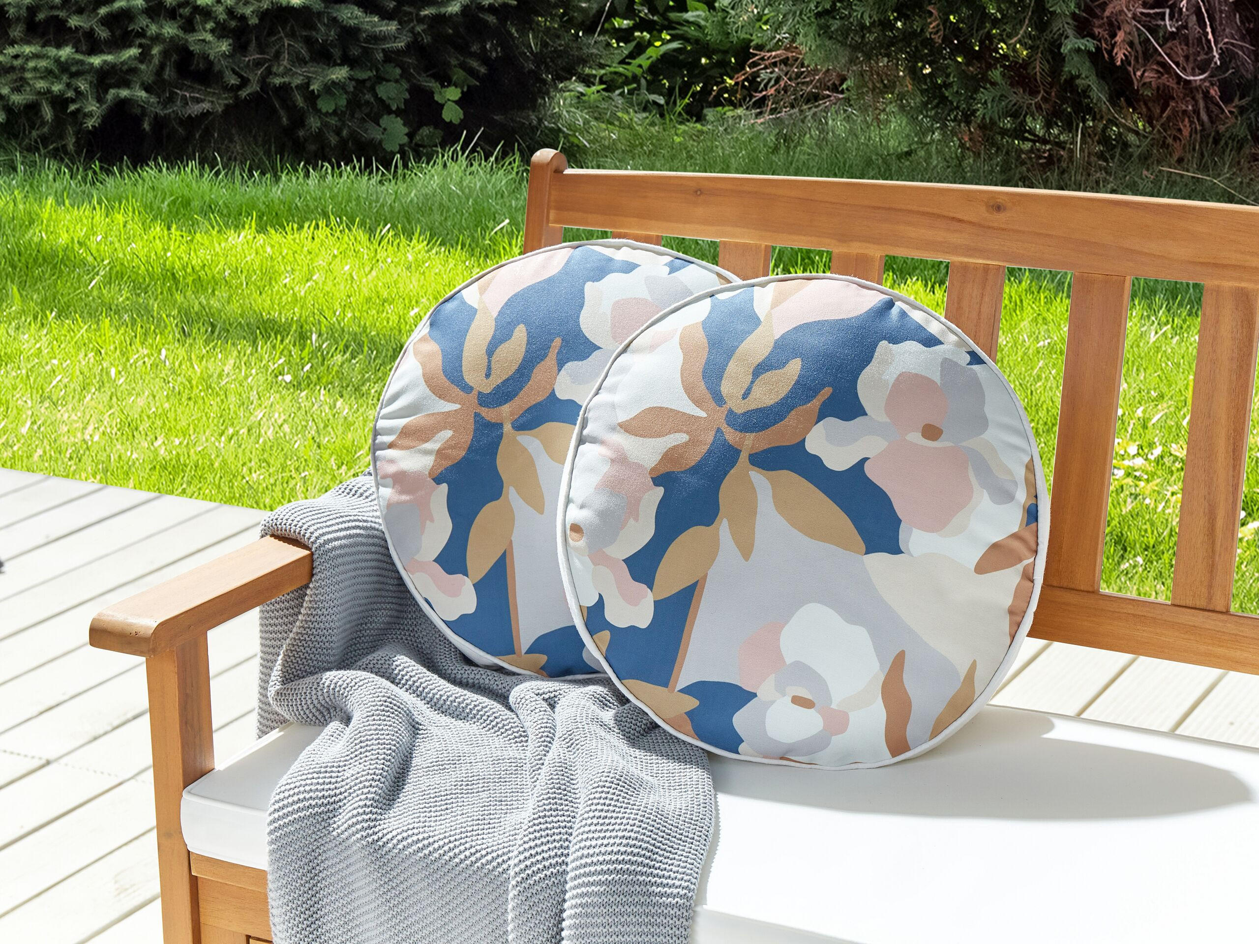 GARTENKISSEN 2er-Set Blumenmuster mehrfarbig 40 cm Verezzi - Multicolor, Textil (40/40cm) - Beliani