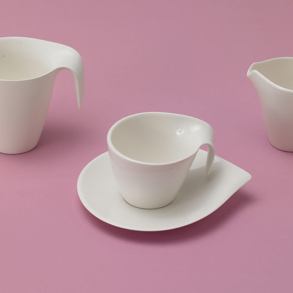 KAFFEETASSE MIT UNTERTASSE Flow weiß 200 ml - Weiß, Keramik (15/10.8/17.7cm) - Villeroy & Boch