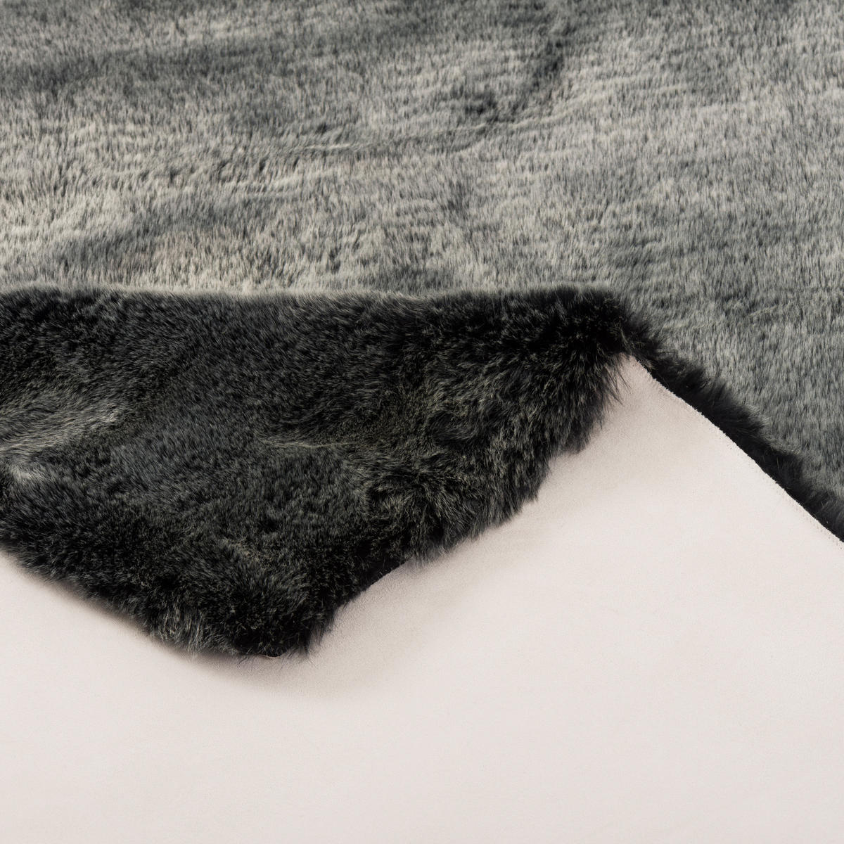 LUXUS SUPER SOFT FELLTEPPICH ASPEN MELIERT - Anthrazit, Textil (140/180cm) - Pergamon