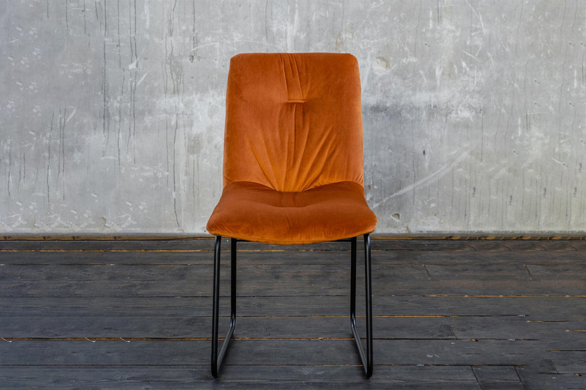 ESSZIMMERSTUHL ZITA Orange Velvet - Schwarz/Orange, Textil (47/91/65cm) - KAWOLA