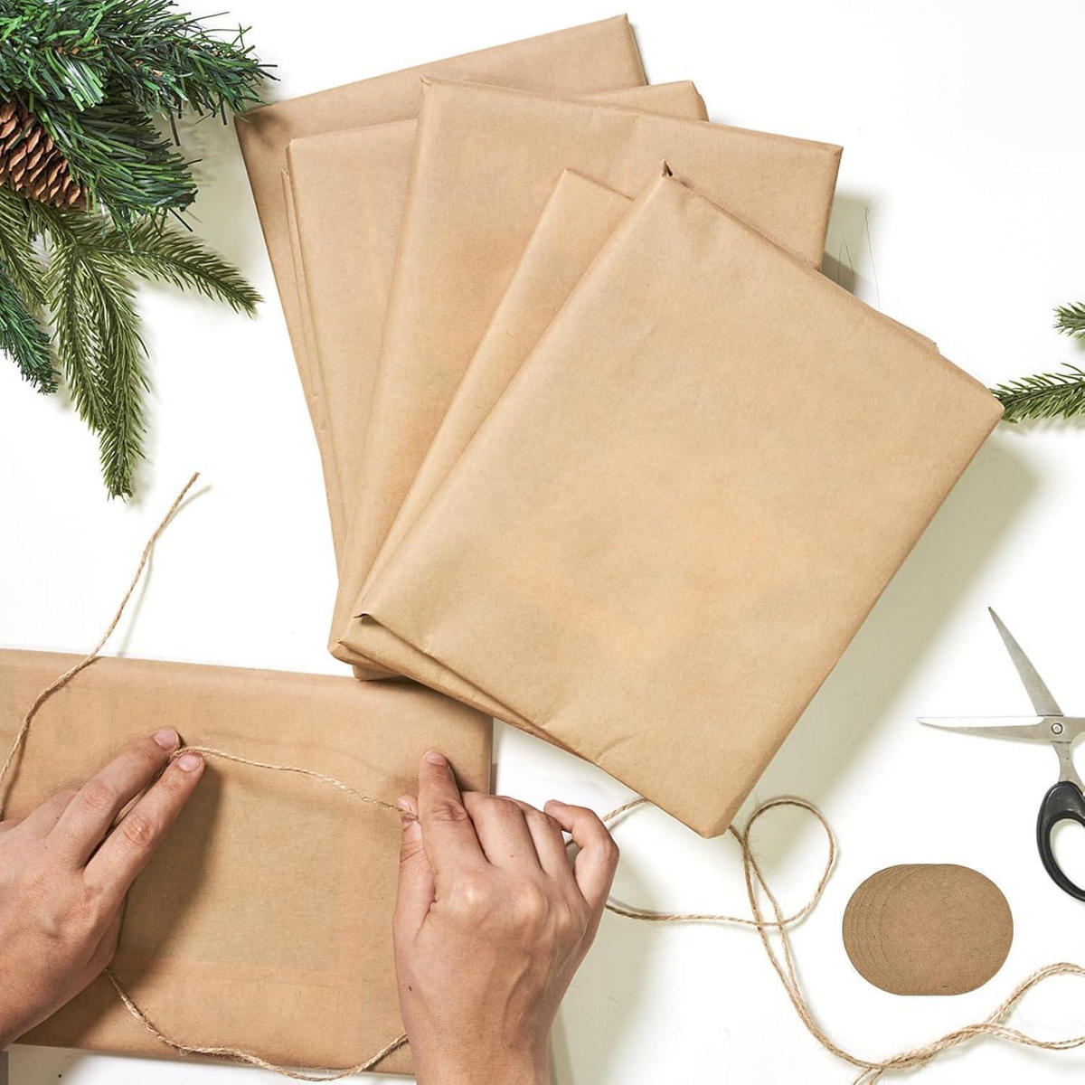 PACKPAPIER Set 30 cm x 30 m mit 30 Etiketten und 10 m Juteschnur - Braun, Papier (30/1/3000cm)