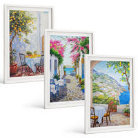 BILDER SET 3er Set - 40x60 cm Weißer Rahmen - Charmante Straßen, Pflanzen, Meer - Weiß, Kunststoff (40/60cm) - TULUP