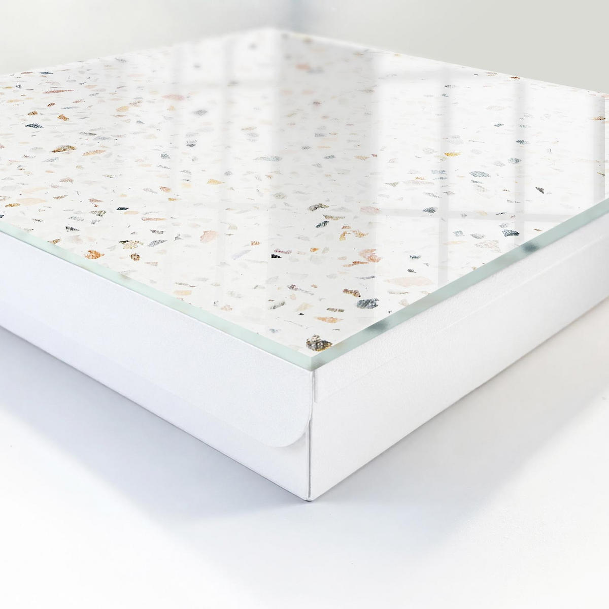SCHLÜSSELBOX Weiß 30x30 cm – Türöffnung nach rechts - Heller Terrazzo - Weiß, Metall (30/30/5cm) - TULUP