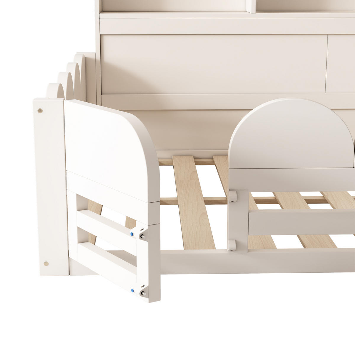 KINDERBODENBETT 140/190 cm aus Holz mit Tür Rausfallschutz und Regal Weiß - Weiß, Holz (90/200cm) - Modenvie