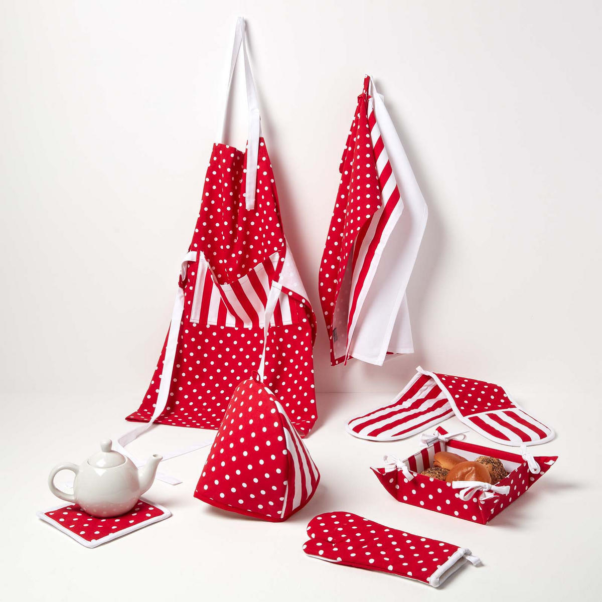 TOPFLAPPEN Polka Dots 20/20 cm, Baumwolle wattiert - Rot, Textil (20/20cm) - Homescapes