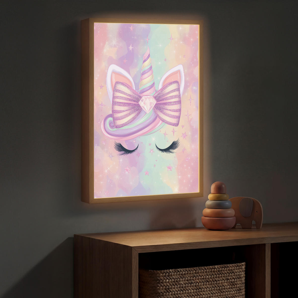 DOBÍJECÍ NOČNÍ LAMPIČKA Jednorožec - Třpytky - Duha - Pastelové barvy 40x60 cm - světle růžová, kompozitní dřevo (8/40/60cm) - OnlyWow