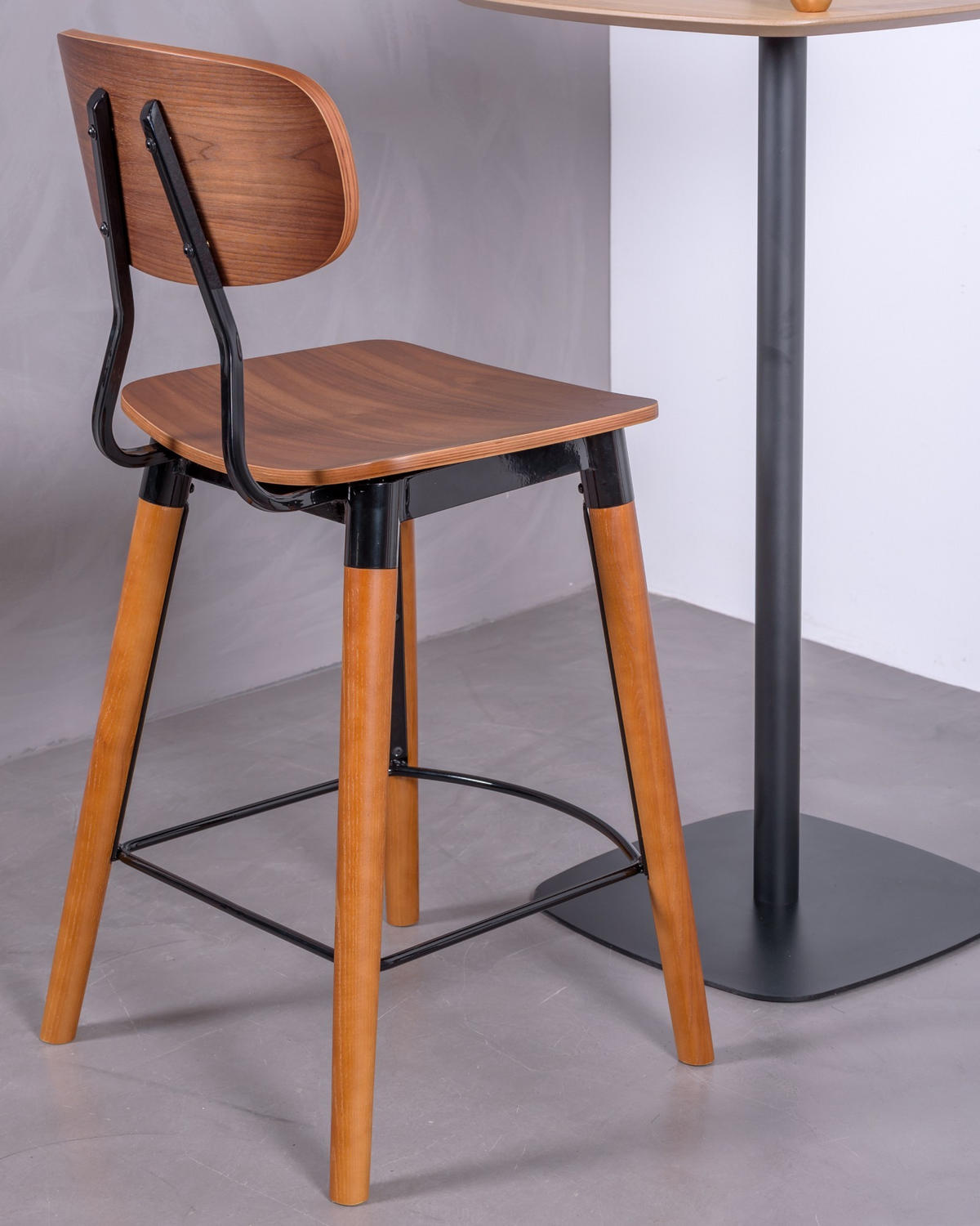 HOCKER Holz Walnussfarben - Walnussfarben, Holz (50/103/47cm) - Nest Dream