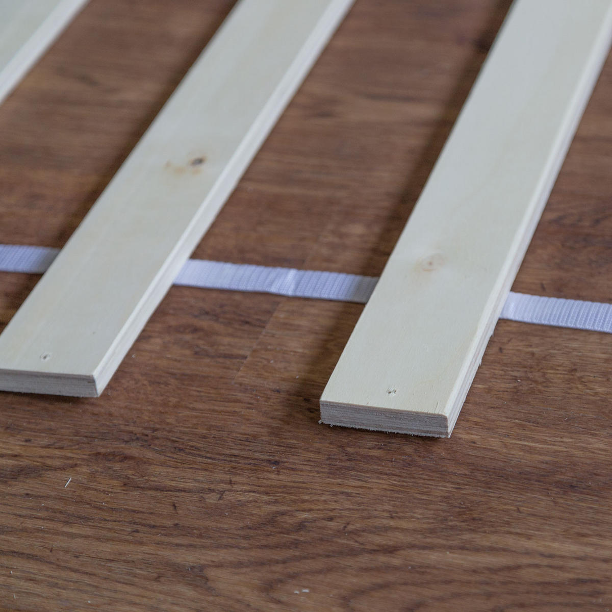 ROLLROST 180/200 cm Kiefer - Braun, Holz (180/200cm) - Homestyle4u
