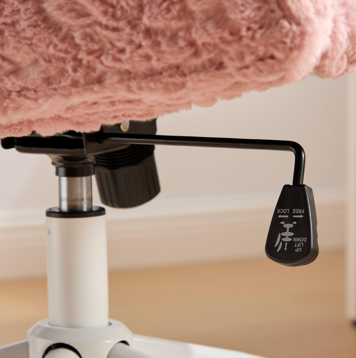 BÜROSTUHL höhenverstellbar 67 cm Kunstfell Pink - Pink, Kunststoff (67/94/63cm) - Meubliv