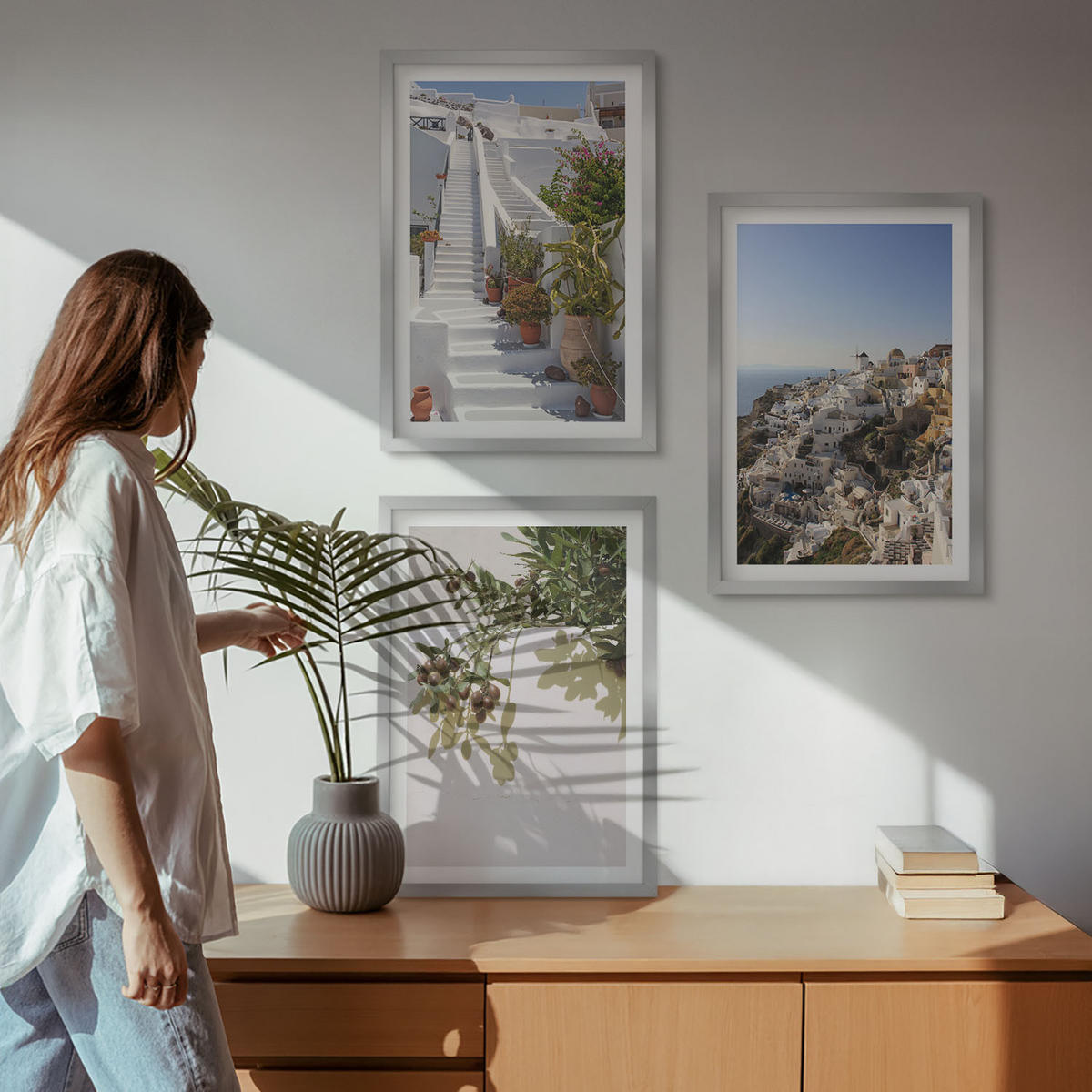BILDER SET 3er Set - 40x60 cm Silberner Rahmen - Weiße Treppe mit Blick auf Santorini - Silberfarben, Kunststoff (40/60cm) - TULUP