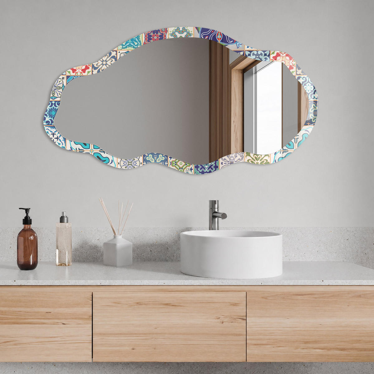 SPIEGEL 90x45 cm asymmetrisch mit Druck - Bunte Fliesen - Transparent, Glas (45/90/0.4cm) - TULUP