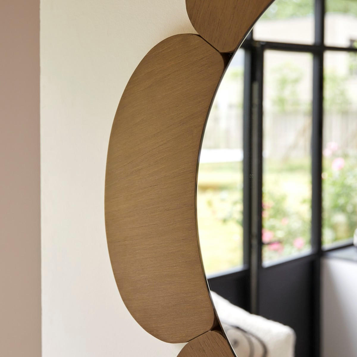 SPIEGEL Sara Natur aus Helles Mindiholz - Naturfarben, Holz (110/110/3cm) - Tikamoon