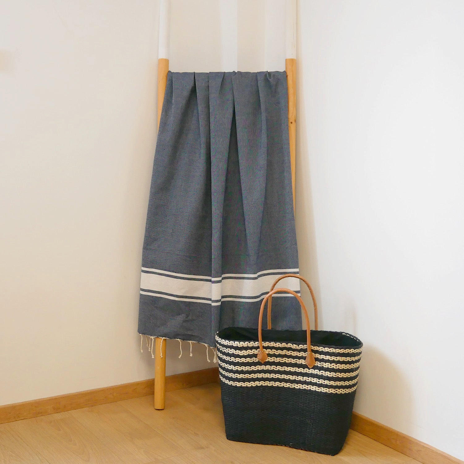 HAMAMTUCH Traditionelles flaches Blau 100x200 190g/m² - Kozo Marineblau - Blau, Textil (100/200cm) - LE COMPTOIR DE LA PLAGE