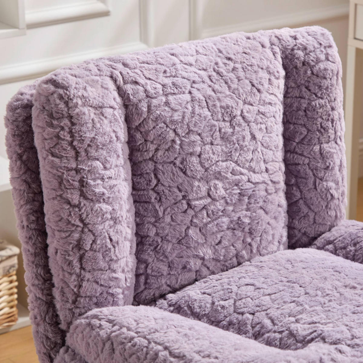 DREHSTUHL 63 cm Violett Kunstfell – Höhenverstellbarer Polsterstuhl mit 360° Drehfunktion Modern - Violett/Lila, Textil (63/86/67cm) - Urban Meuble