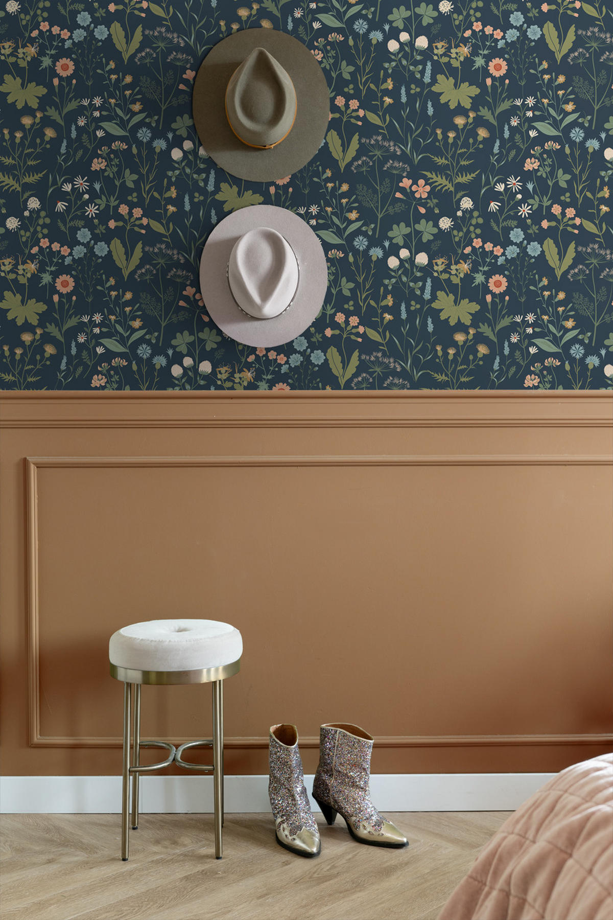 TAPETE Feldblumen 53 cm x 10.05 m - Blau, Papier (53/1000cm) - ESTAhome