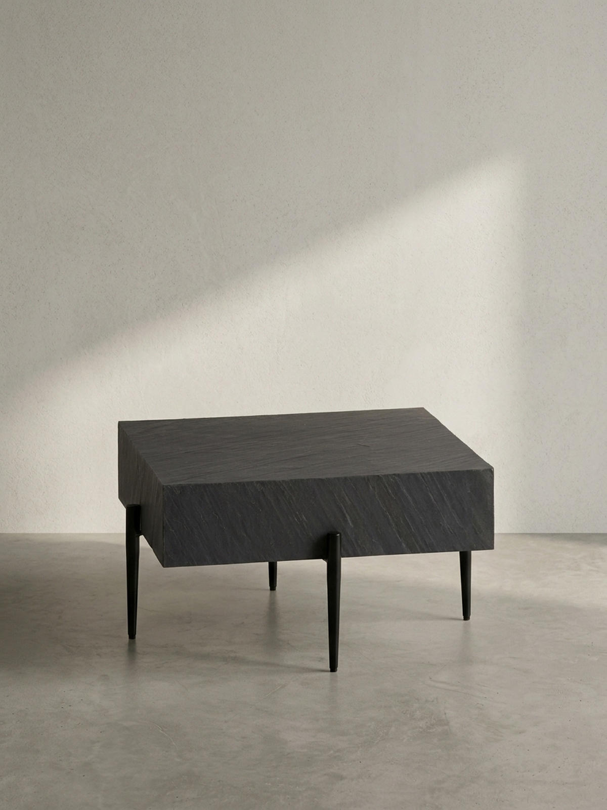 COUCHTISCH Quadratisch Anthrazit Steinoptik Metall 64x64x35 cm Modern Massiv - Schwarz/Grau, Holz/Metall (64/64/35cm) - KADIMA DESIGN