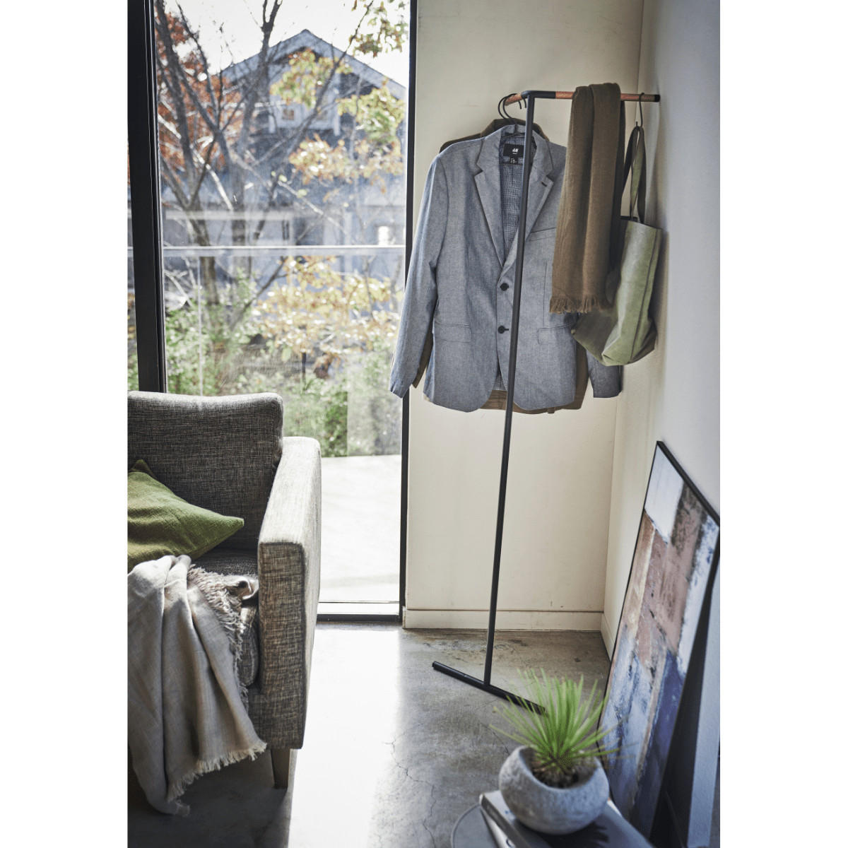 MODERNE Eckgarderobe YAMAZAKI Tower 5551 in Schwarz für Ihr Zuhause - Schwarz, Metall (48.5/160/31.5cm) - Yamazaki
