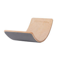BALANCIERBRETT mit Filz für Kinder 80x30cm, Natur Balance Board, Grau - Naturfarben, Holz (30/18/80cm) - MeowBaby