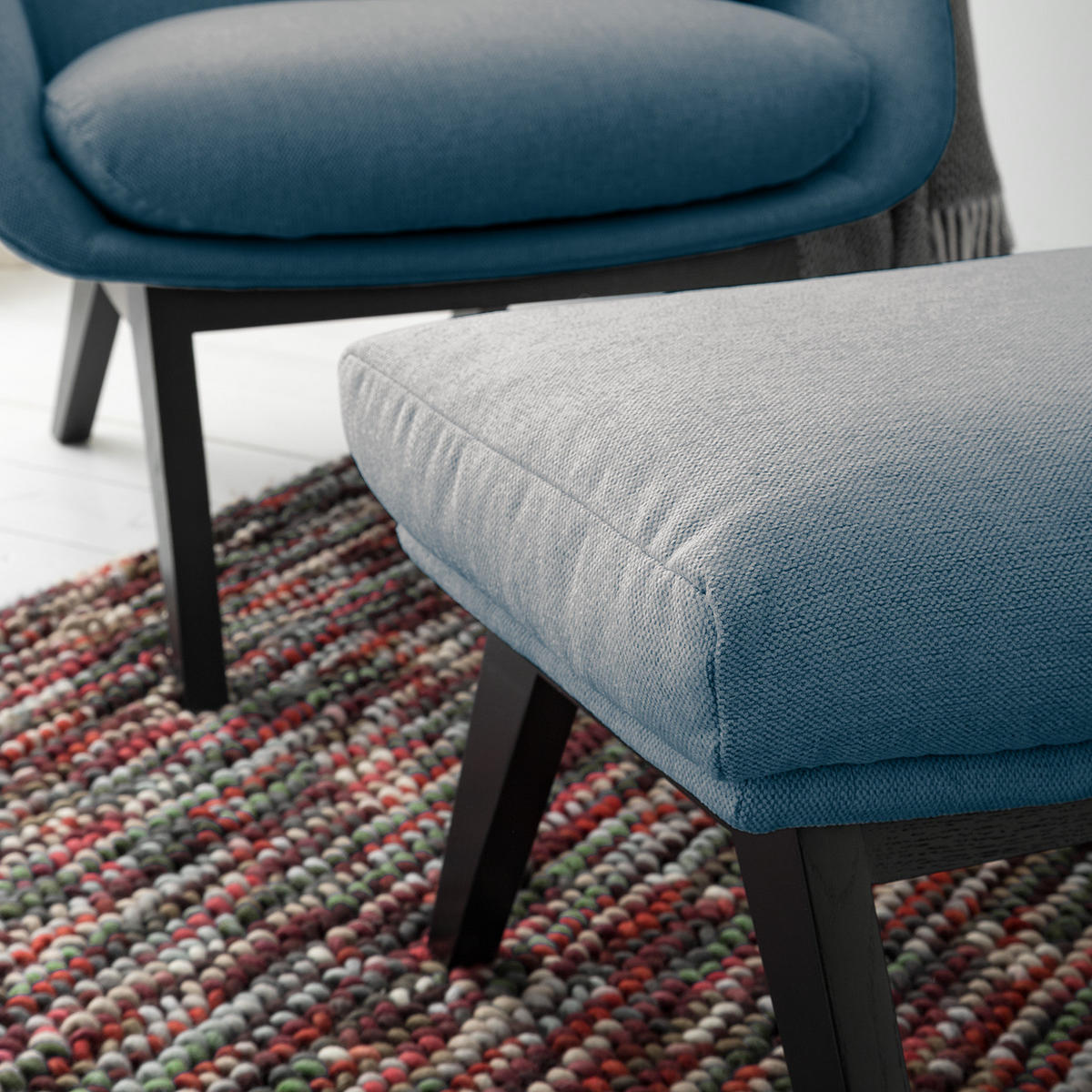 POLSTERHOCKER - Blau/Schwarz, Eichenholz/Holz (54/41/41cm) - home24