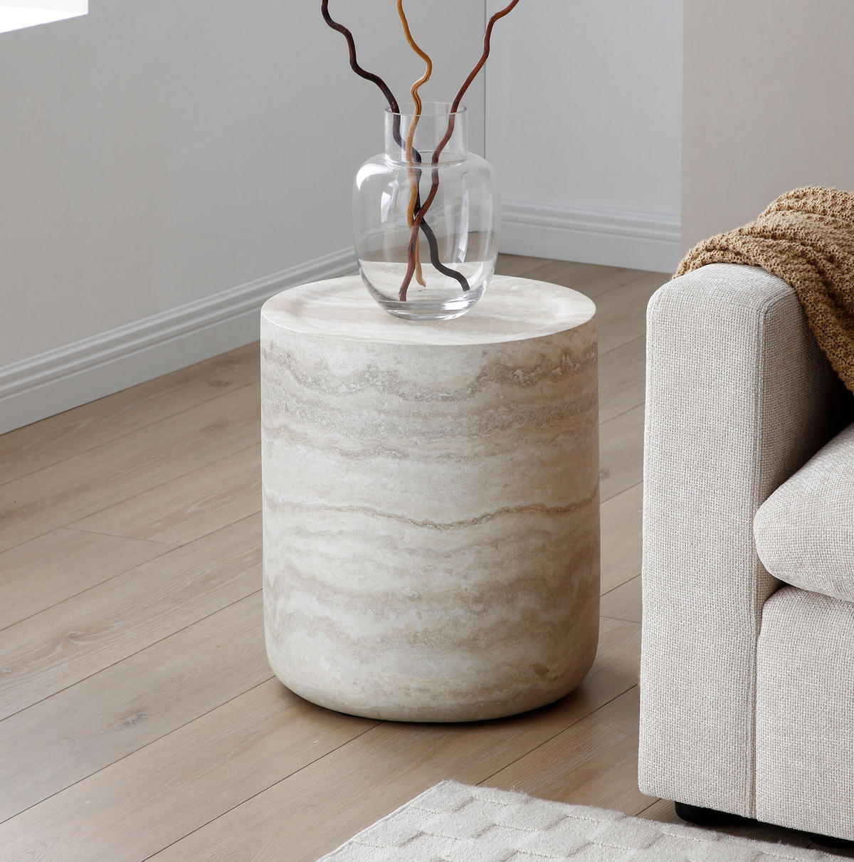 BEISTELLTISCH aus Fiberglas 40x40x45 cm Beige in Travertin-Optik, wasserabweisend und kratzfest - Beige, Glas (40/40/45cm) - Modfu