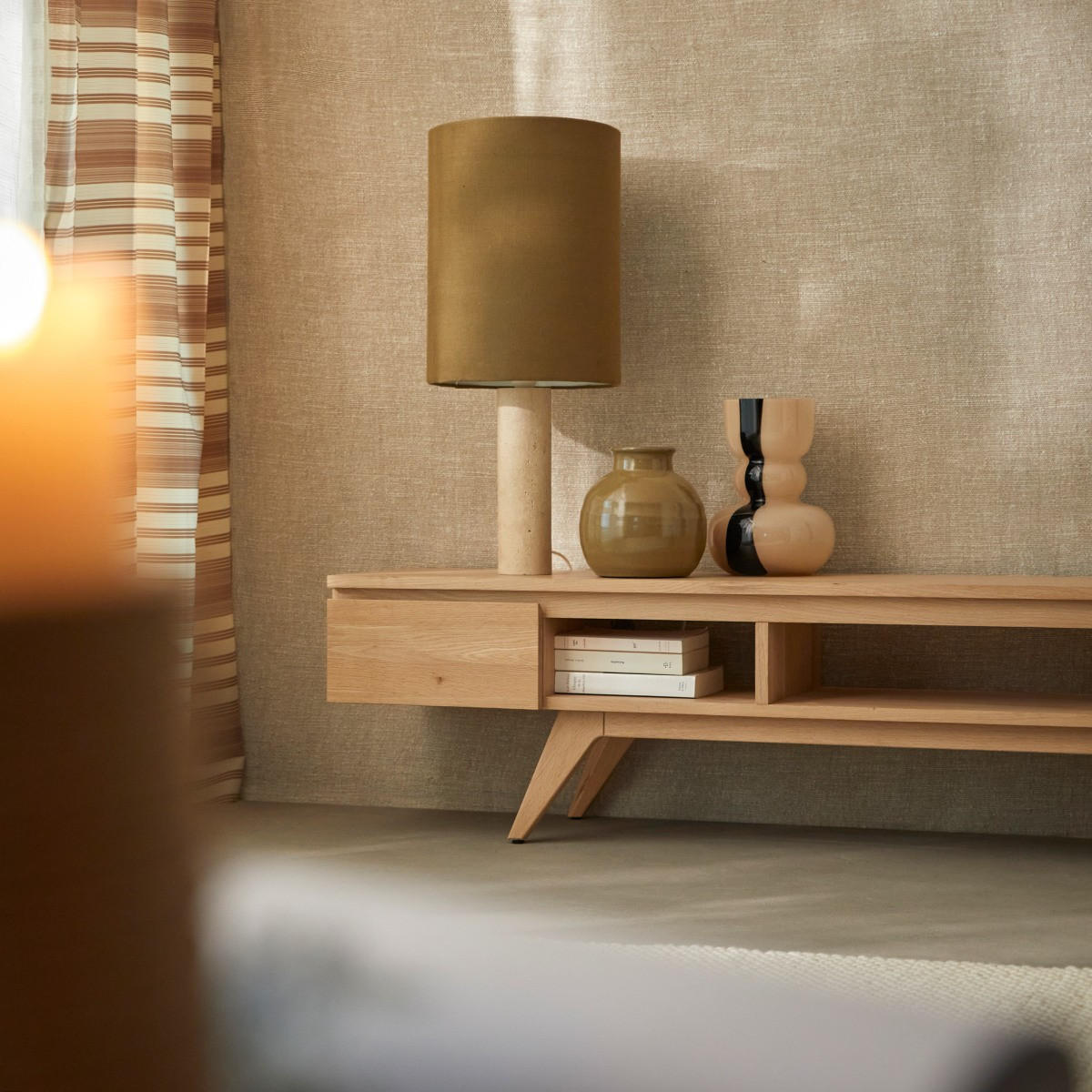 TV-SCHRANK Esmée Natur aus Eiche - Naturfarben, Holz (177/40/35cm) - Tikamoon