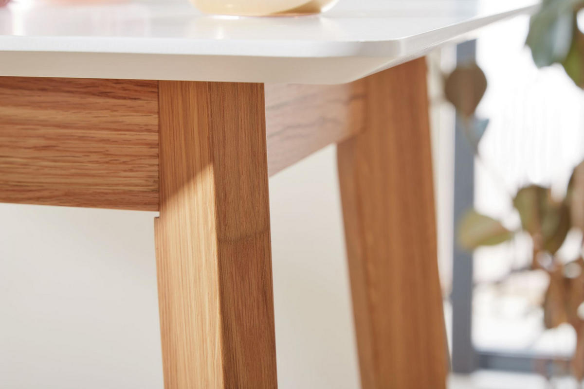 BARTISCH – Skandinavisch, Eichenbeine, quadratisch, 50 kg Belastbarkeit - Weiß/Braun, Eichenholz/Holz (60/110/60cm) - KADIMA DESIGN
