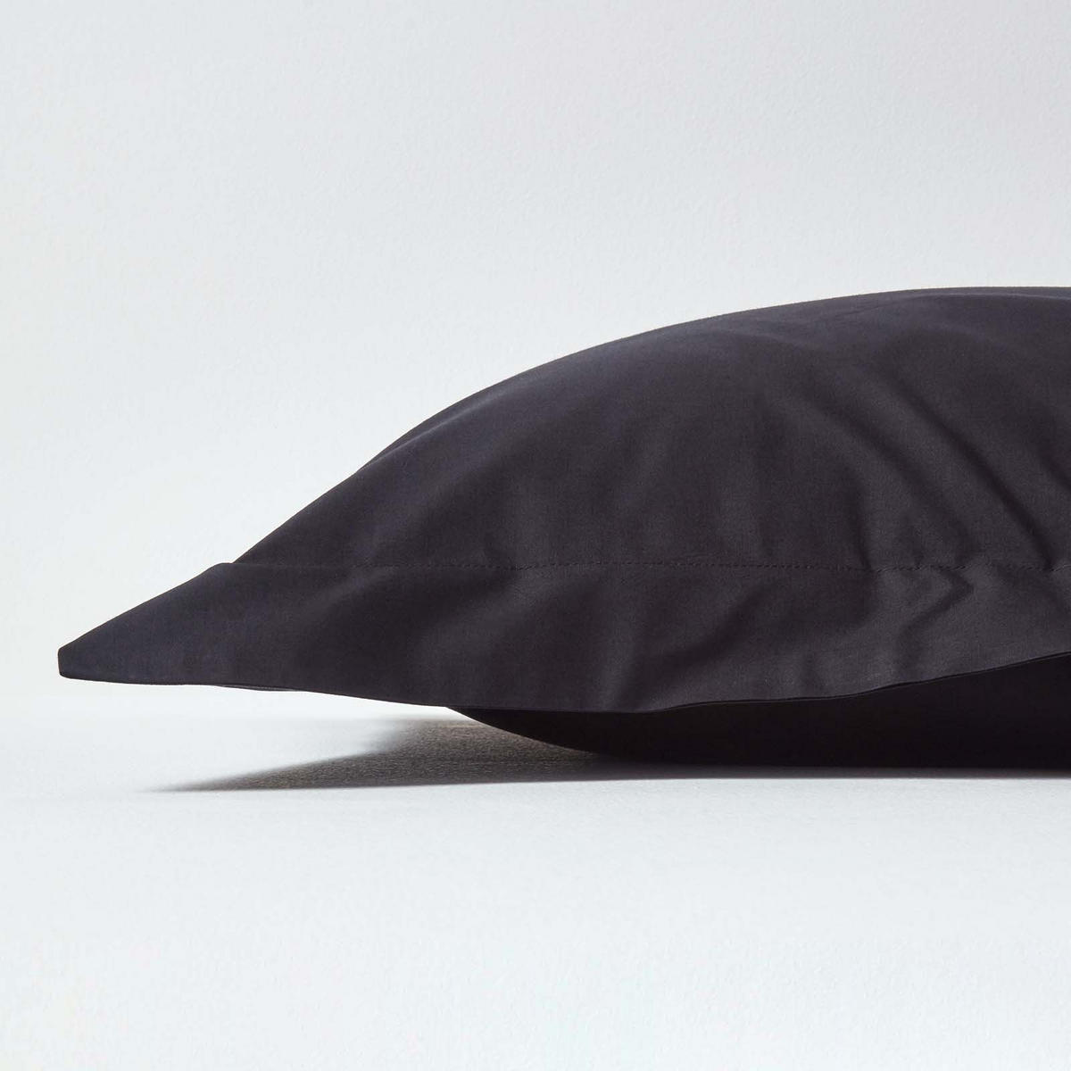 KISSENBEZUG Perkal mit Stehsaum, Fadendichte 200 - Schwarz, Textil (48/74cm) - Homescapes