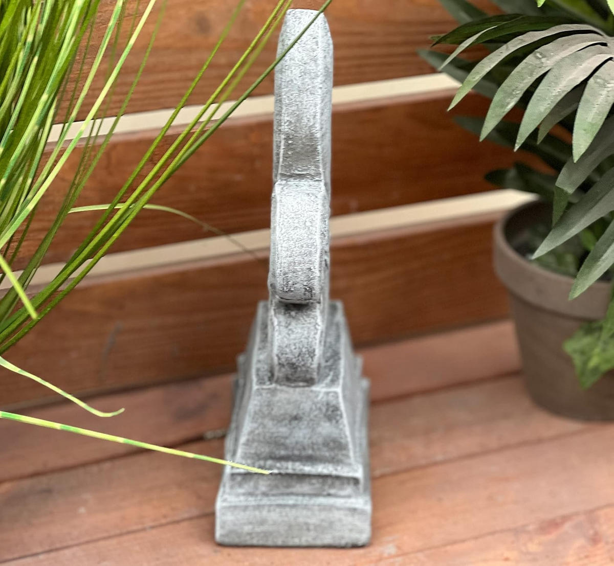 STEINFIGUR Skulptur Fleur de Lys Lilie Ritterlilie frostfest Steinguss - Grau, Stein (12/24/8cm) - stoneandstyle