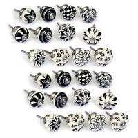 KERAMIKKNÖPFEN Set mit 24 schwarz-weißen Keramikknöpfen40 mm - Weiß, Keramik (4/4/6.9cm) - Nacnic