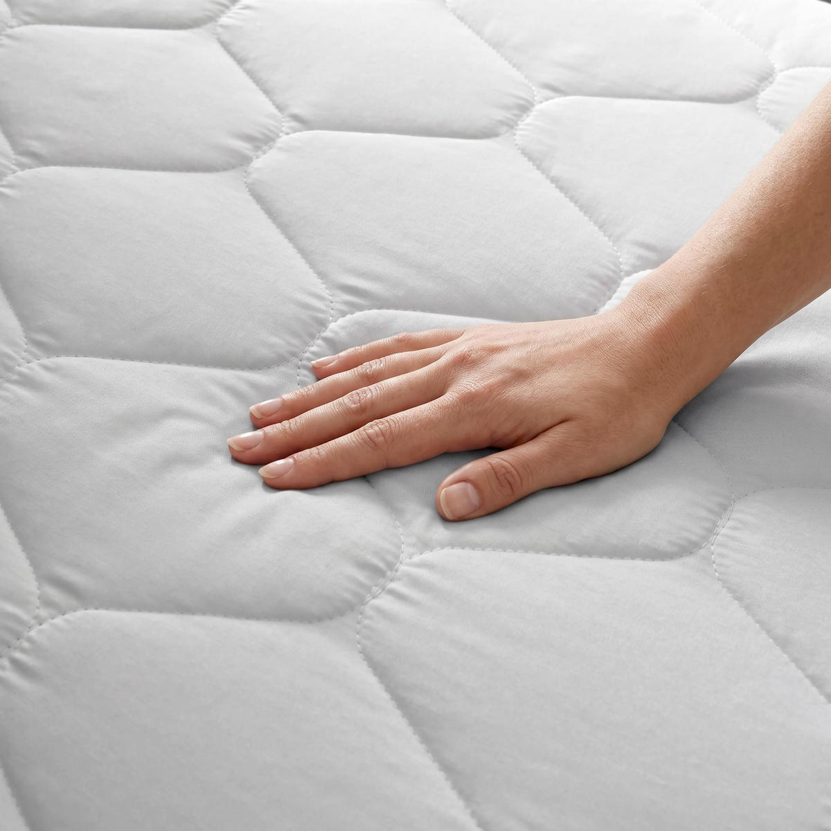 TASCHENFEDERNKERNMATRATZE Mediro Core 26 cm, Hoch-Elastischer-Schaum, H2/H3, 180x200 - Weiß, Kunststoff (180/200cm) - Beautysofa