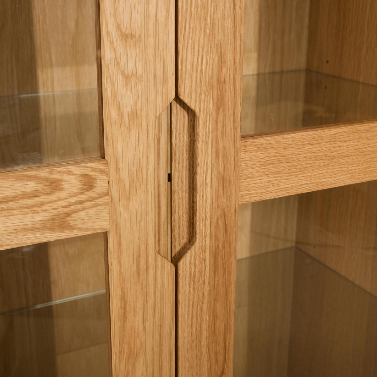 VITRINE Eiche massiv - Eichefarben/Braun, Holz/Holzwerkstoff (100/190/45cm) - Furnhouse