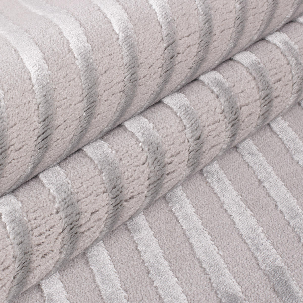 TEPPICH Kurzflor Skulptural Modern Waschbar Schlafzimmer Strapazierfähig Silber 140x200 cm – ILLER - Silberfarben, Textil (140/200cm) - KADIMA DESIGN