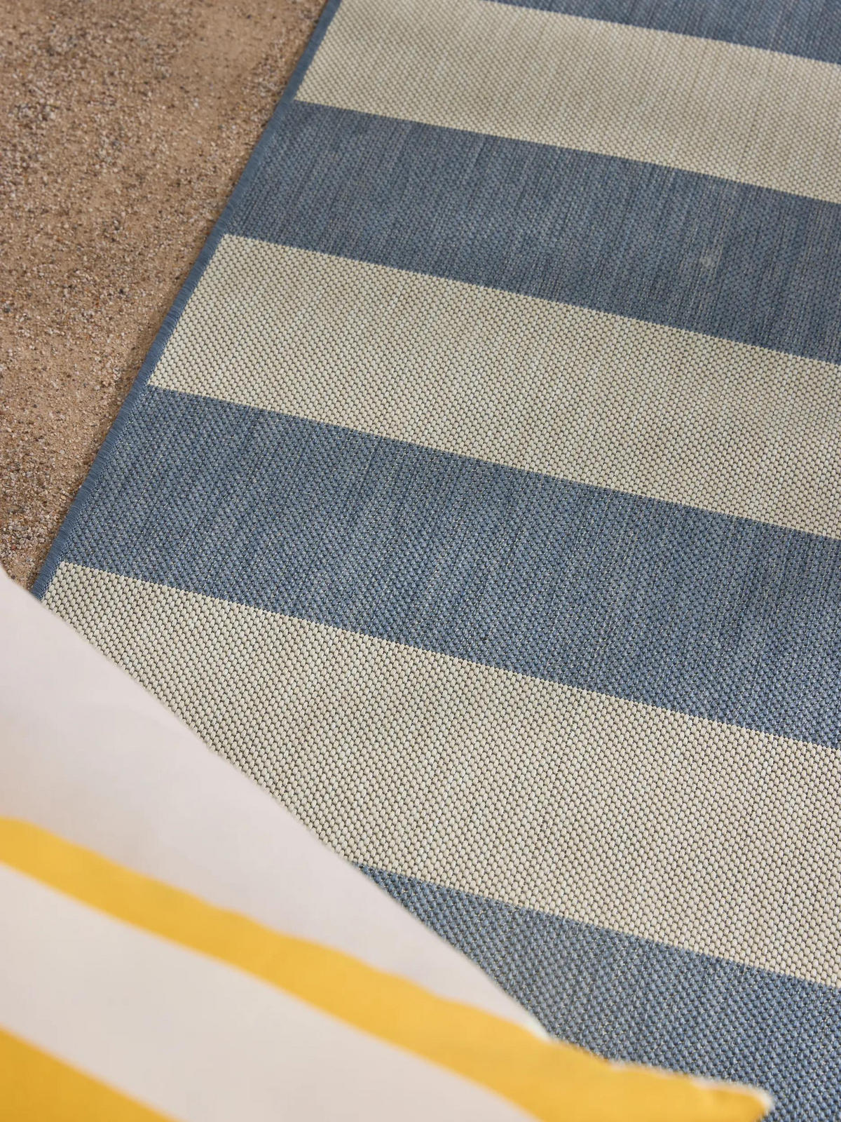 VNITŘNÍ a venkovní koberec Metro Modrá 200x290 cm - modrá, textil/umělá hmota (200/290cm) - benuta Nest