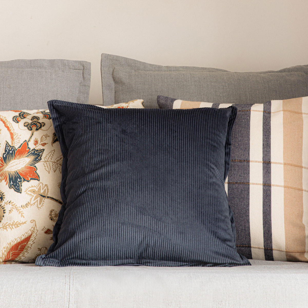 KOPFKISSENBEZUG Nantu blau 45/45 cm - Blau, Textil (45/45cm) - Homla