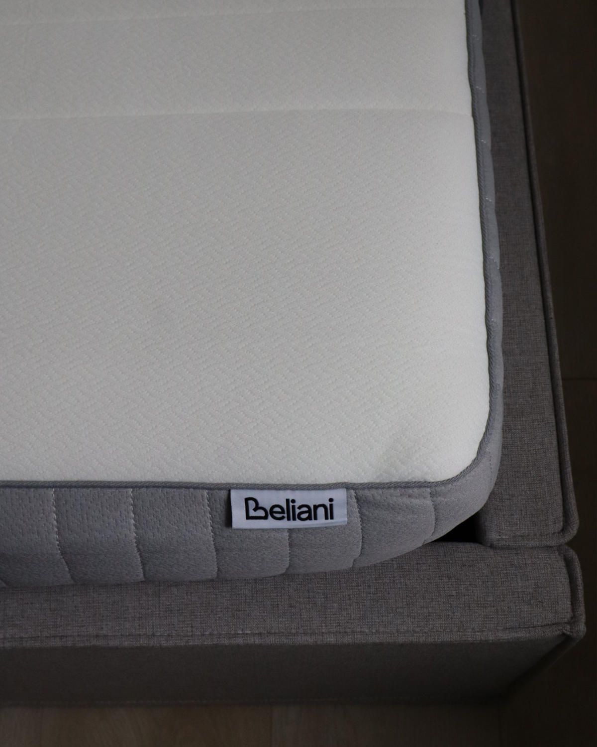 MATRACE S PAMĚŤOVOU PĚNOU H2/3 Střední 180/200 cm Whisper - bílá, textil (180/200cm) - Beliani